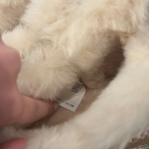 UGG ULTRA MINI ALPINE BOOTS (BRAND NEW) - Picture 6 of 11